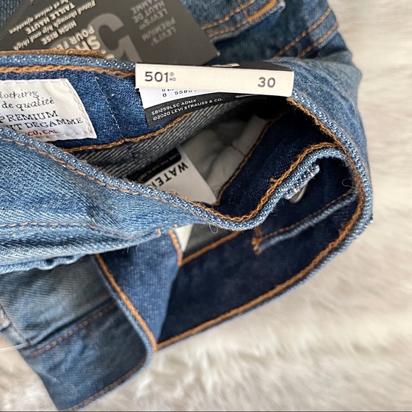 Levi’s 501 Button Fly Shorts - Sz 30 - Picture 4 of 5